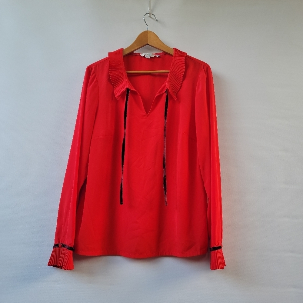 Boden Red Frieda Pleated Peter Pan Collar Velvet Neck Tie Bow Blouse Size 12 - Picture 8 of 16